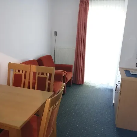 Hotel Pfahlershof *